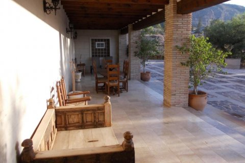 Villa zum Verkauf Alicante, Spanien 4 Schlafzimmer, 500 m2 Nr. 128911 - Foto 4