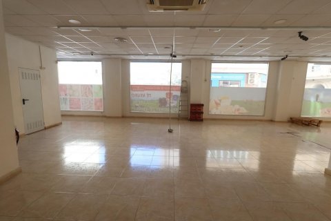 Commercial property à vendre Torrevieja, Alicante, Espagne, 452 m2 No. 128907 - photo 6