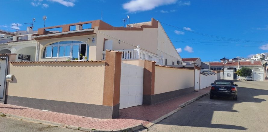 Townhouse Ciudad Quesada, Alicante, Spain 4 bedrooms, No. 128909
