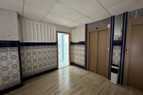 Apartment for sale Torrevieja, Alicante, Spain 2 bedrooms, 82 sq.m. No. 124882 - photo 24