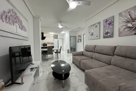 Apartment for sale Torrevieja, Alicante, Spain 2 bedrooms, 82 sq.m. No. 124882 - photo 11