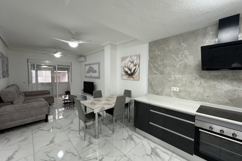 Apartment for sale Torrevieja, Alicante, Spain 2 bedrooms, 82 sq.m. No. 124882 - photo 6