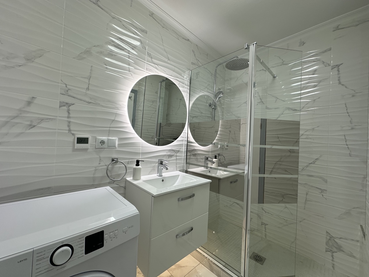 Apartamento en Torrevieja, Alicante, España 2 dormitorios, 82 m2 No. 124882