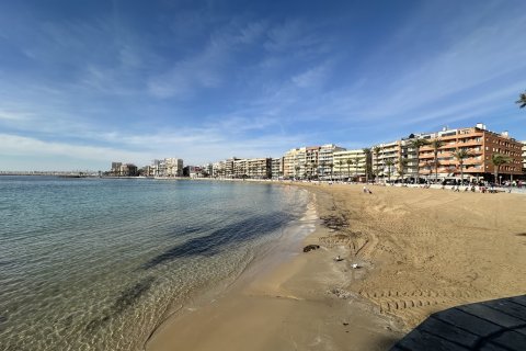 Apartment for sale Torrevieja, Alicante, Spain 2 bedrooms, 82 sq.m. No. 124882 - photo 3