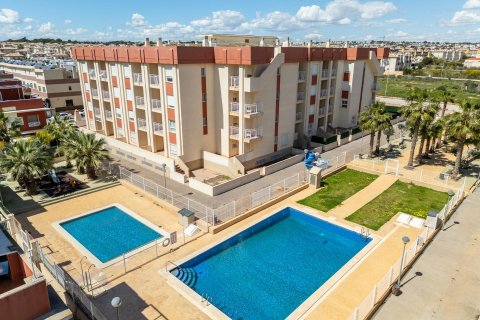 Huoneisto myytävänä Cabo Roig, Alicante, Espanja, 2 makuuhuonetta, 69 m2 No. 124879 - kuva 2