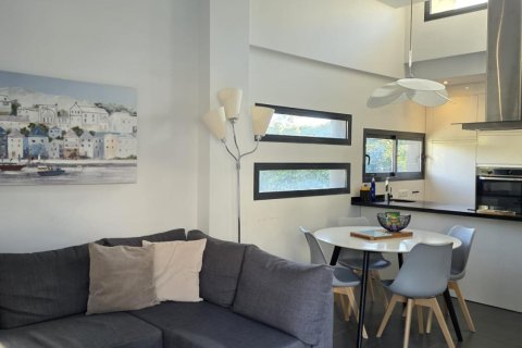 Villa for sale in Villamartin, Alicante, Spain 3 bedrooms, 180 sq.m. No. 129644 - photo 12