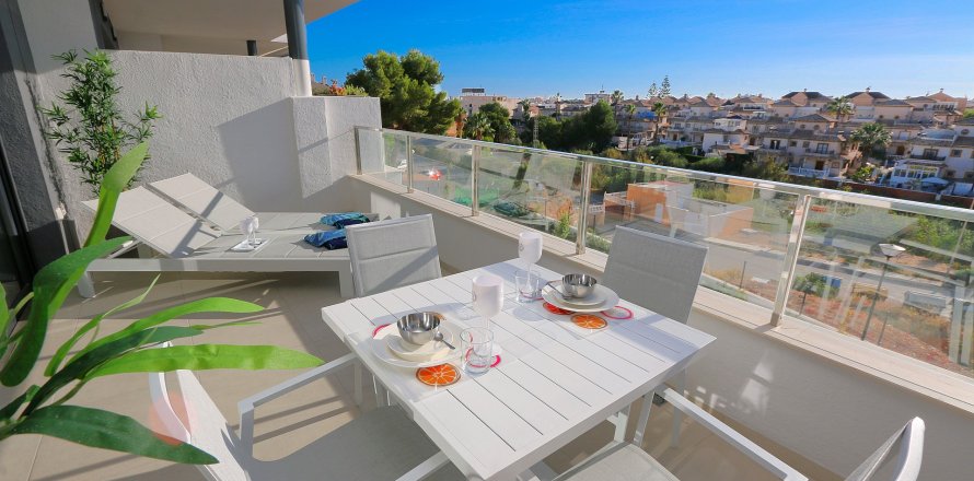 Квартира Аликанте, Испания 2 спальни, 74м2 №129642