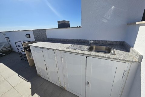 Huoneisto myytävänä Playa Flamenca II, Alicante, Espanja, 2 makuuhuonetta, 80 m2 No. 129645 - kuva 21