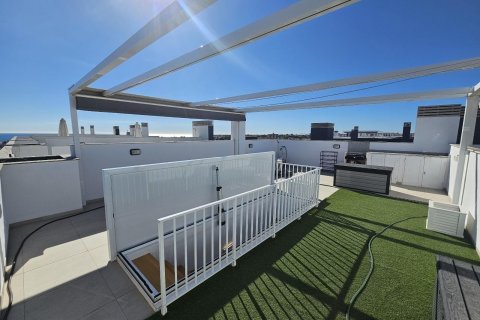 Huoneisto myytävänä Playa Flamenca II, Alicante, Espanja, 2 makuuhuonetta, 80 m2 No. 129645 - kuva 25
