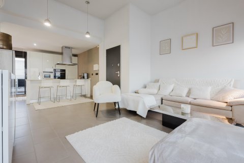 Apartment for sale Alicante, Spain 2 bedrooms, 125 sq.m. No. 129645 - photo 2