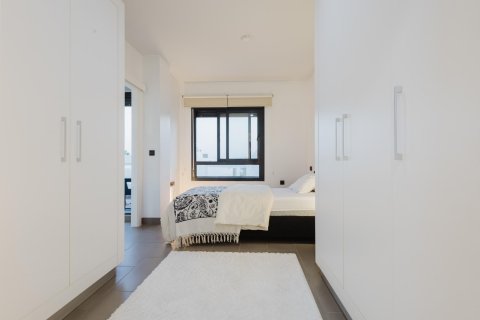 Apartment for sale Alicante, Spain 2 bedrooms, 125 sq.m. No. 129645 - photo 23