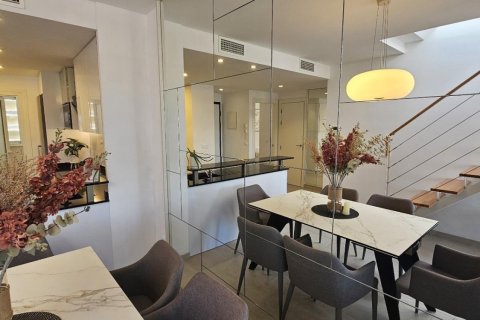 Huoneisto myytävänä Playa Flamenca II, Alicante, Espanja, 2 makuuhuonetta, 80 m2 No. 129645 - kuva 14