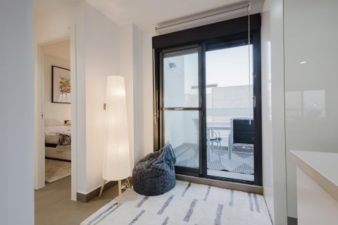 Apartment for sale Alicante, Spain 2 bedrooms, 125 sq.m. No. 129645 - photo 11