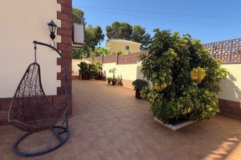Villa for sale Torrevieja, Alicante, Spain 7 bedrooms, 311 sq.m. No. 129643 - photo 19