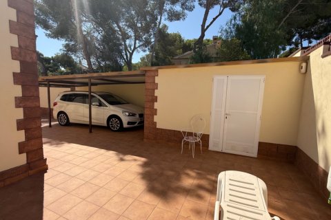 Villa for sale Torrevieja, Alicante, Spain 7 bedrooms, 311 sq.m. No. 129643 - photo 21