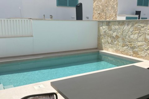 Bungalow for sale Pilar de la Horadada, Alicante, Spain 3 bedrooms, 90 sq.m. No. 125285 - photo 4