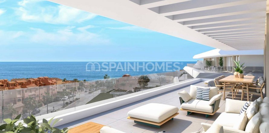 Apartment Estepona, Malaga, Espagne 3 chambres, 105 m2 No. 121033