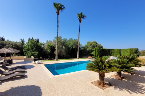 Finca īrēšanai Llucmajor, Mallorca, Spānijā 4 istabas, 578 m2 Nr. 130978 - attēls 4