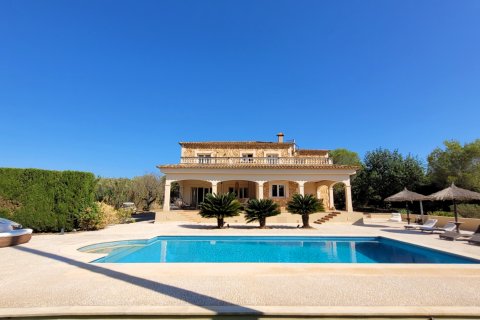 Finca īrēšanai Llucmajor, Mallorca, Spānijā 4 istabas, 578 m2 Nr. 130978 - attēls 2