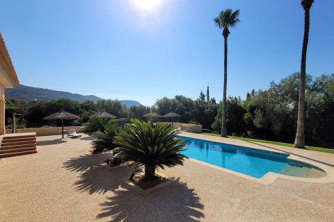 Finca īrēšanai Llucmajor, Mallorca, Spānijā 4 istabas, 578 m2 Nr. 130978 - attēls 3
