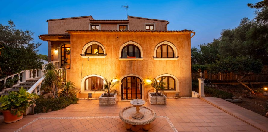 Villa Genova, Mallorca, Spain 5 bedrooms, 635 sq.m. No. 130976