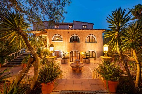 Villa for sale Genova, Mallorca, Spain 5 bedrooms, 635 sq.m. No. 130976 - photo 3