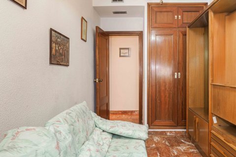 Продажа квартиры в Севилья, Испания 4 спальни, 149м2 №122052 - фото 26