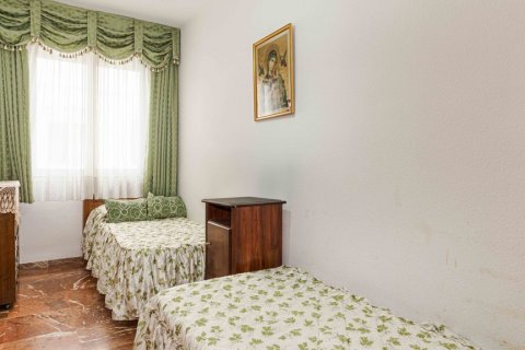 Продажа квартиры в Севилья, Испания 4 спальни, 149м2 №122052 - фото 11
