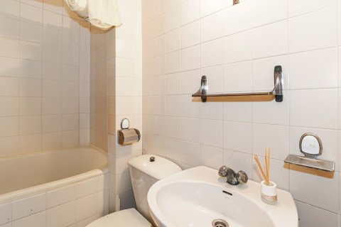Продажа квартиры в Севилья, Испания 4 спальни, 149м2 №122052 - фото 24