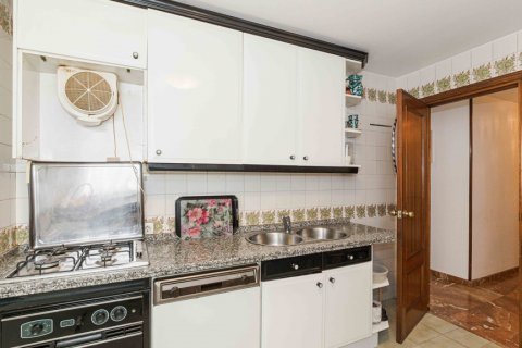 Продажа квартиры в Севилья, Испания 4 спальни, 149м2 №122052 - фото 20