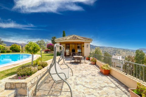 Продажа виллы в Малага, Испания 7 спален, 2.07м2 №122045 - фото 16