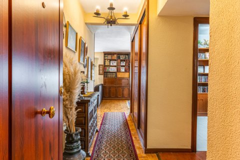 Dzīvoklis pārdošanā Madrid, Spānijā 4 istabas, 125 m2 Nr. 122050 - attēls 1