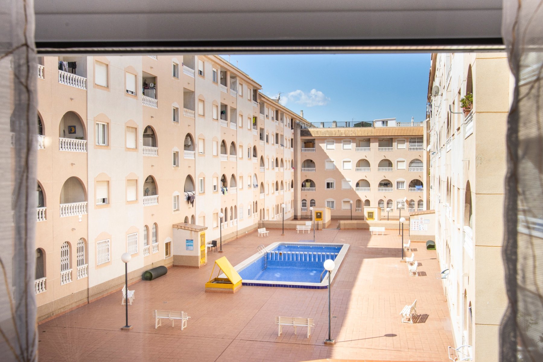 Квартира в Торревьеха, Аликанте, Испания 2 спальни, 79м2 №124906