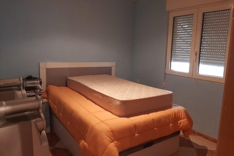 Huvila myytävänä La Florida, Alicante, Espanja, 3 makuuhuonetta, 400 m2 No. 124907 - kuva 13