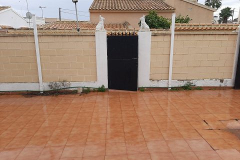 Huvila myytävänä La Florida, Alicante, Espanja, 3 makuuhuonetta, 400 m2 No. 124907 - kuva 1