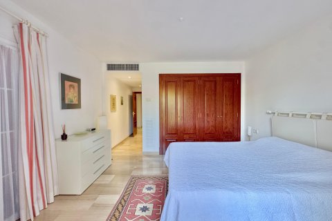 Apartment for sale Illetes (Ses), Mallorca, Spain 2 bedrooms, 117 sq.m. No. 128275 - photo 10