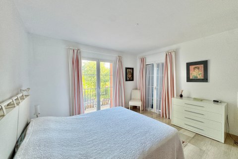 Apartment for sale Illetes (Ses), Mallorca, Spain 2 bedrooms, 117 sq.m. No. 128275 - photo 9