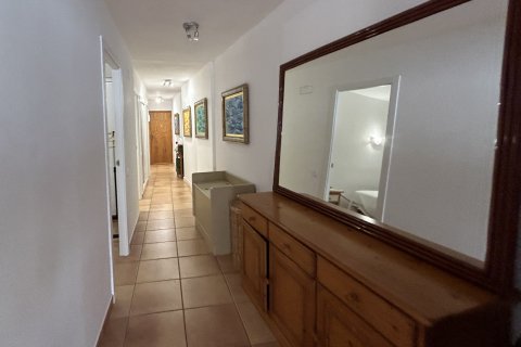 Apartment for rent Palmanova, Mallorca, Spain 4 bedrooms, 114 sq.m. No. 128272 - photo 10