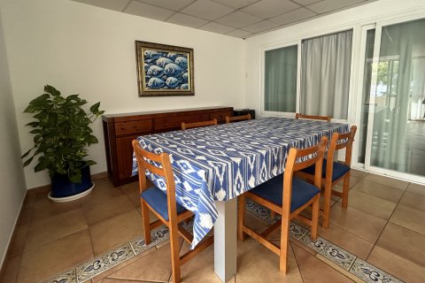 Apartment for rent Palmanova, Mallorca, Spain 4 bedrooms, 114 sq.m. No. 128272 - photo 4
