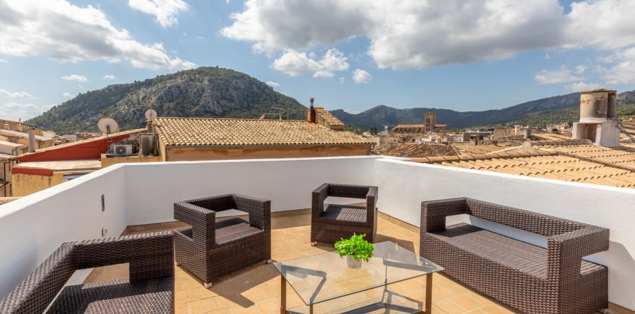 Townhouse Pollenca, Mallorca, Espagne 3 chambres, 105 m2 No. 128273