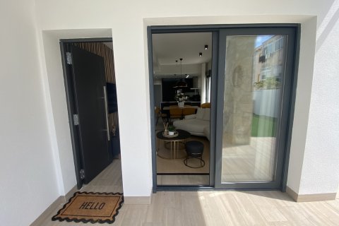Bungalow zum Verkauf Torrevieja, Alicante, Spanien 3 Schlafzimmer, 100 m2 Nr. 131843 - Foto 13