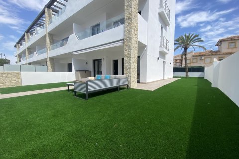 Bungalow zum Verkauf Torrevieja, Alicante, Spanien 3 Schlafzimmer, 100 m2 Nr. 131843 - Foto 10