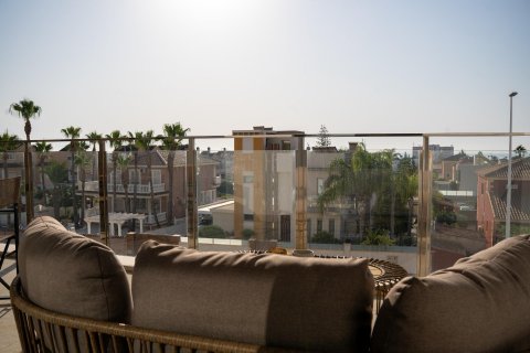 Apartamento en venta La Zenia, Alicante, España 2 dormitorios, 85 m2 No. 131804 - foto 2