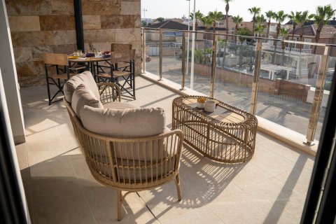 Apartamento en venta La Zenia, Alicante, España 2 dormitorios, 85 m2 No. 131804 - foto 12