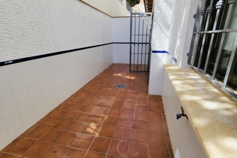 Townhouse for sale San Miguel de Salinas, Alicante, Spain 3 bedrooms, 150 sq.m. No. 131845 - photo 3