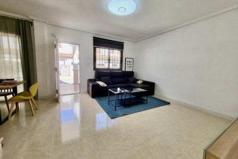 Townhouse for sale San Miguel de Salinas, Alicante, Spain 3 bedrooms, 150 sq.m. No. 131845 - photo 19