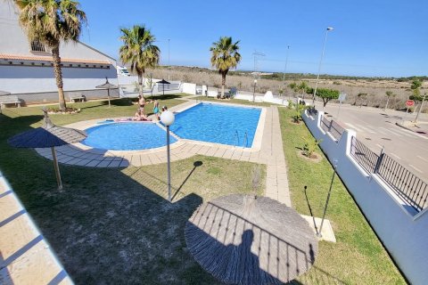 Townhouse for sale San Miguel de Salinas, Alicante, Spain 3 bedrooms, 150 sq.m. No. 131845 - photo 2