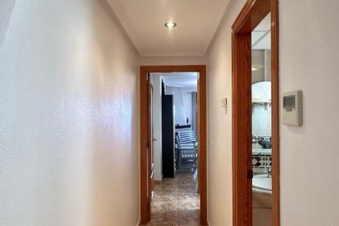 Kattohuoneisto myytävänä Torrevieja, Alicante, Espanja, 2 makuuhuonetta, 78 m2 No. 127381 - kuva 4
