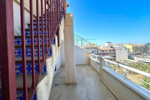 Kattohuoneisto myytävänä Torrevieja, Alicante, Espanja, 2 makuuhuonetta, 78 m2 No. 127381 - kuva 17