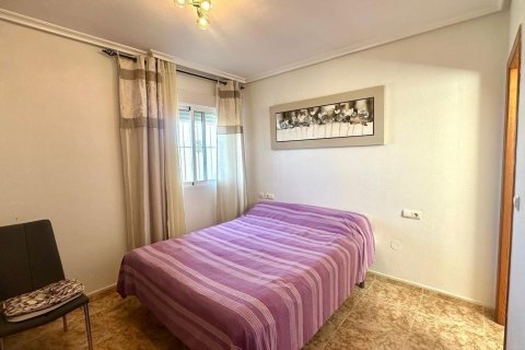 Kattohuoneisto myytävänä Torrevieja, Alicante, Espanja, 2 makuuhuonetta, 78 m2 No. 127381 - kuva 12